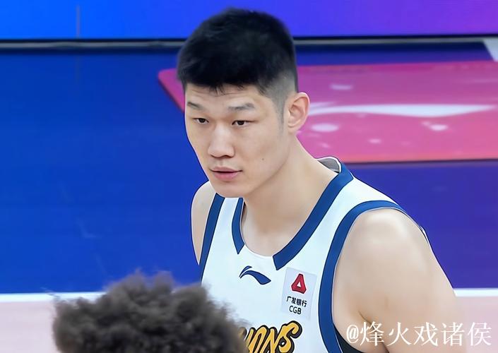 CBA-胡金秋砍下22分 上海99-77大胜广厦喜迎7连胜 CBA-胡金秋砍下22分 上海99-77大胜广厦喜迎7连胜